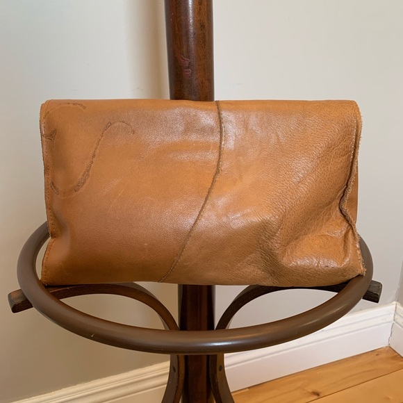 Genuine leather roll-top clutch - Picture 2 of 3